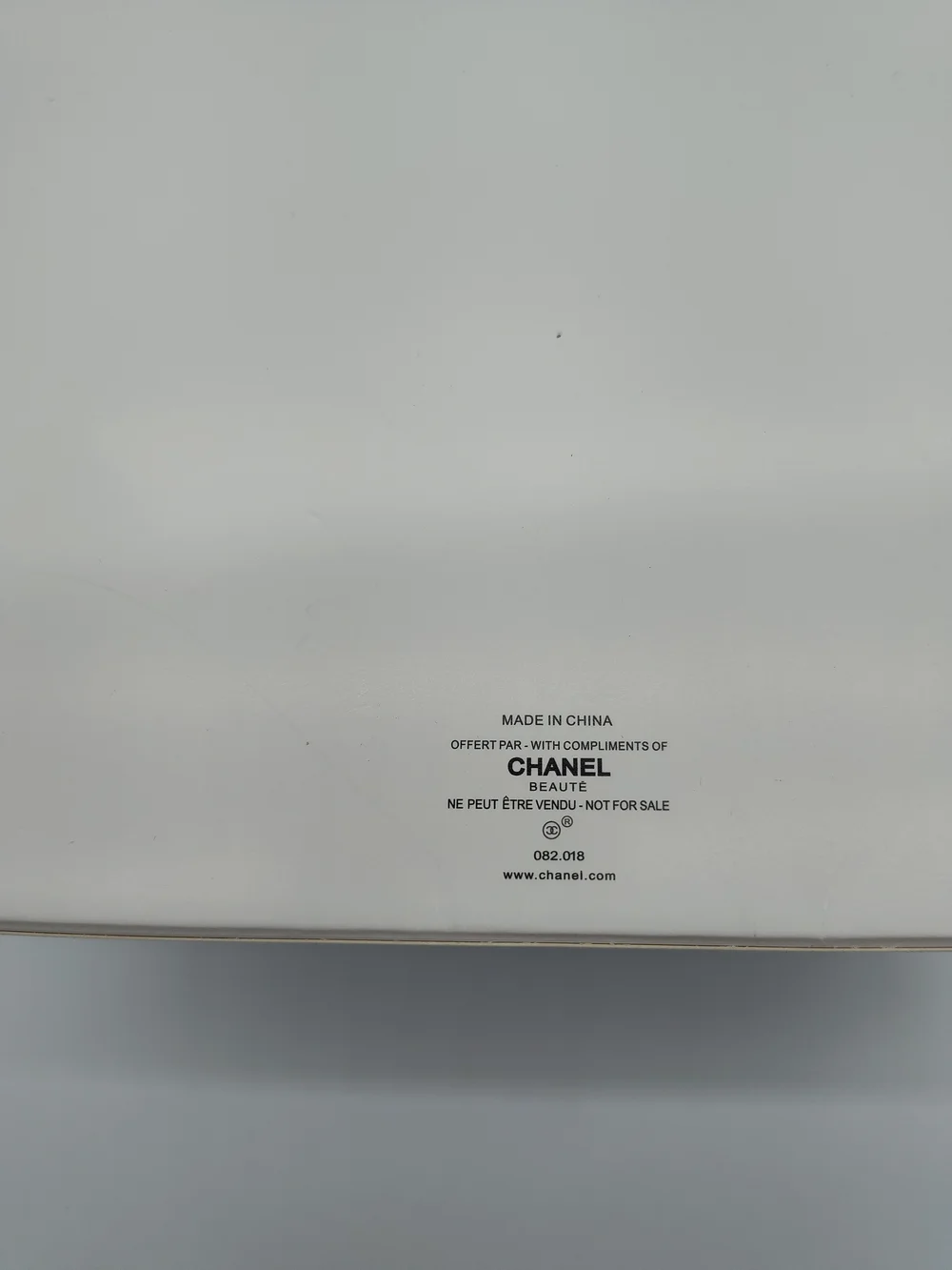 CHANEL Beauté Black Canvas Travel Makeup Organizer Train Case Mirror NIB
